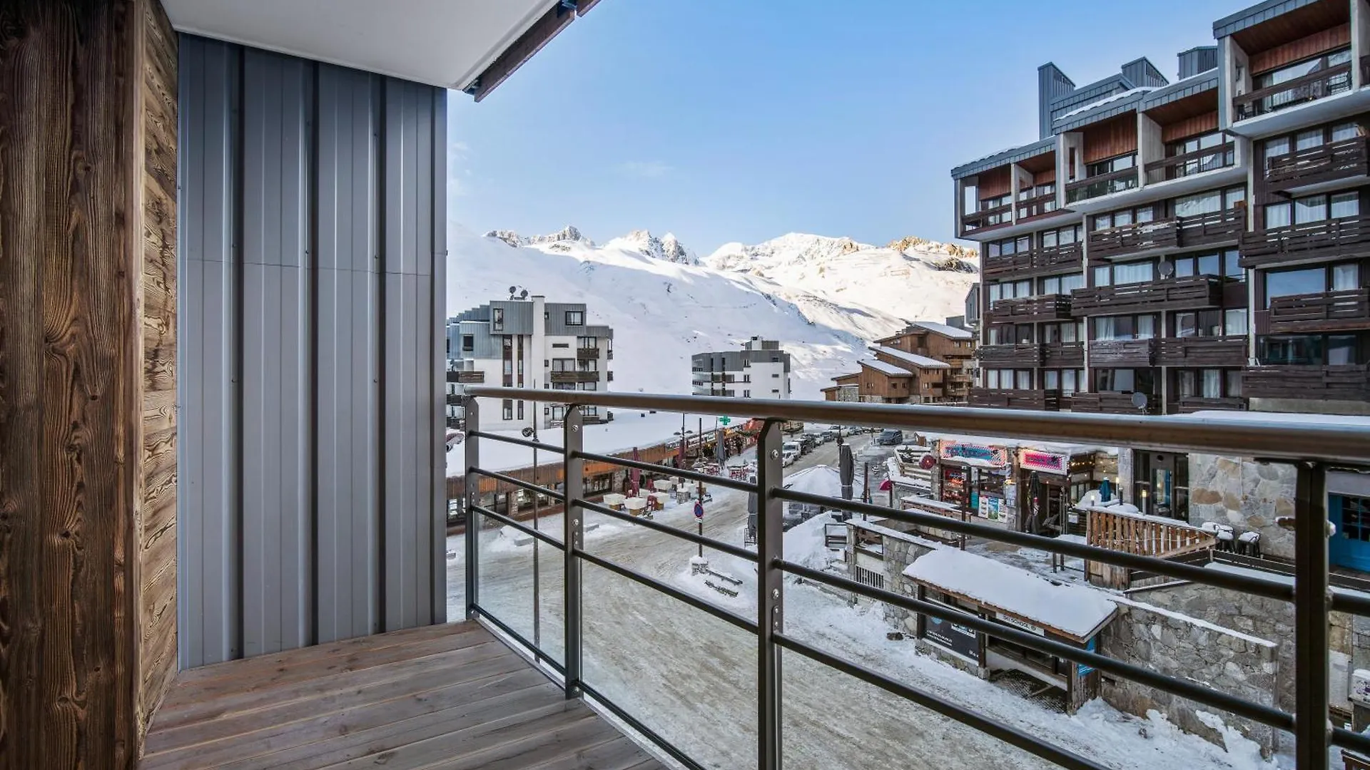 Chalet Hotel Quartz Tignes 0*,  France